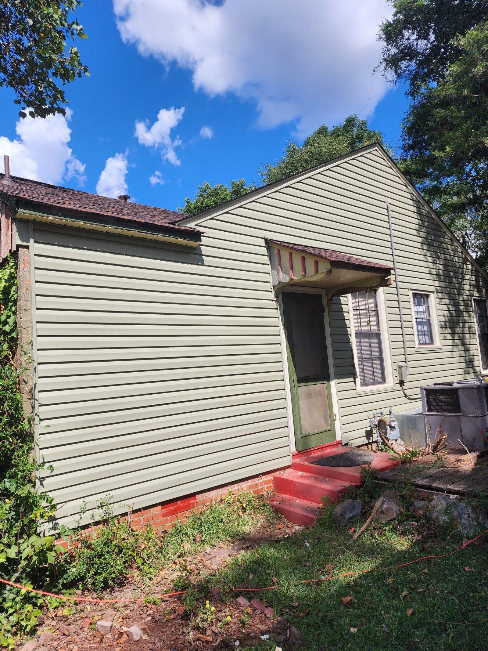 siding installation shake house